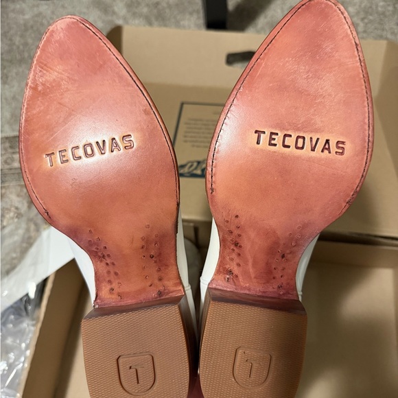 Tecovas The Abby Cream Heeled Boots - Picture 6 of 9